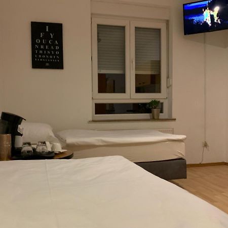海尔布隆City Studio Am Hauptbahnhof公寓 外观 照片